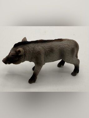 RARE Schleich Warthog Piglet Baby Hog 14612